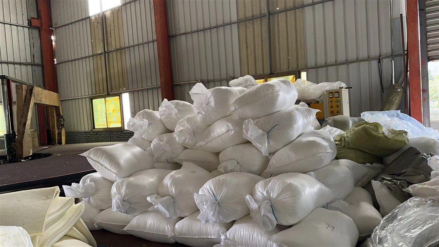 Polyurethane sponge media